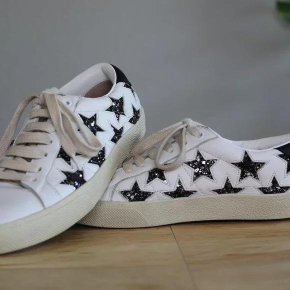 Saint laurent court classic sizing on sale